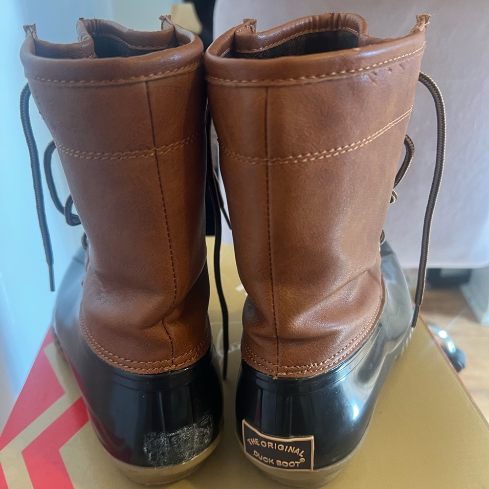 The original duck boot men - Picture 6 of 10